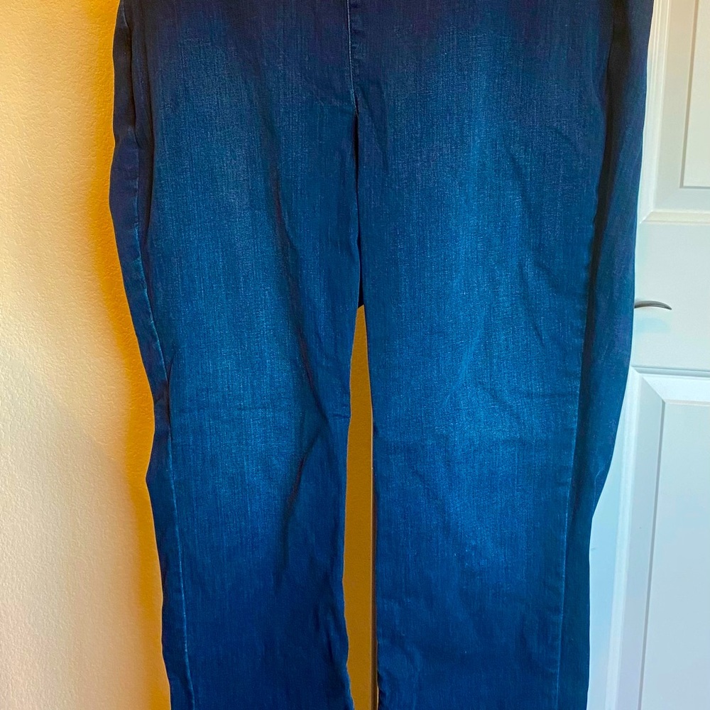NYDJ Pull On Waist dark wash Jeans